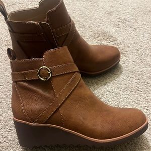 LifeStride Brown booties 7.5
